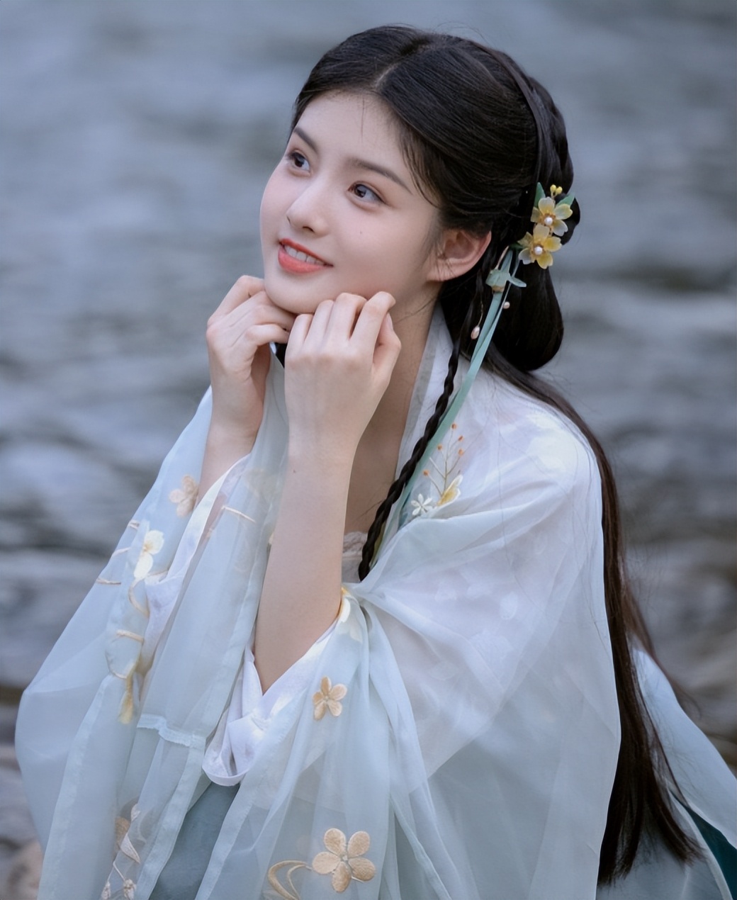14歲童星拍國風cos多絕 美成了神仙姐姐劉亦菲？插圖5